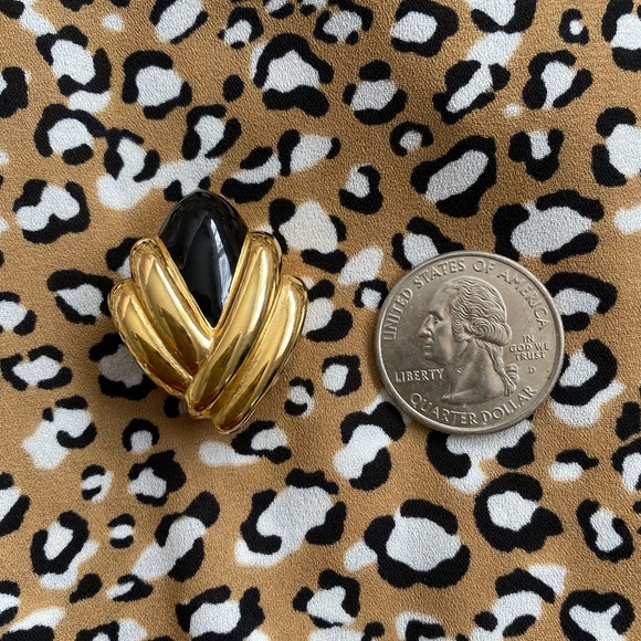 Vintage St. John Clip Earrings - Picture 6 of 6